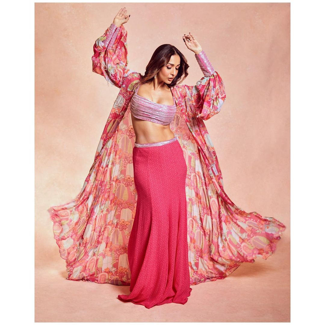 Malaika Arora's stunning appearance in a hot pink bralette and skirt ...