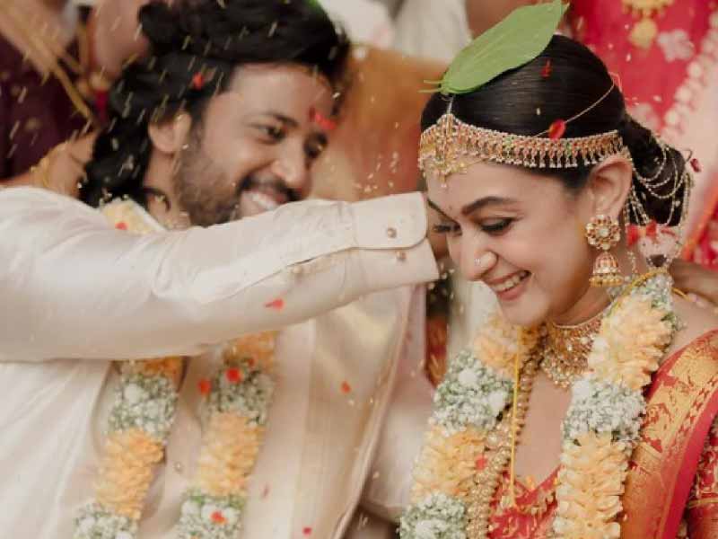 Aishwarya, Daughter of Arjun Sarja, Ties the Knot with Umapathy Ramaiah: Wedding Pictures Inside!