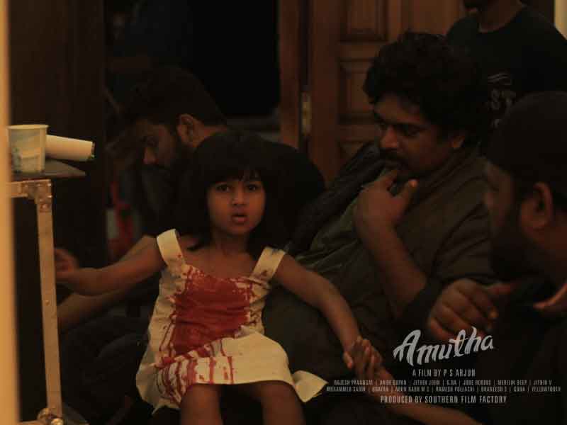 Amutha Trailer, Vandha Rajavadhan Varuven Teaser Out Soon, Mohanlal's Look In Odiyan
