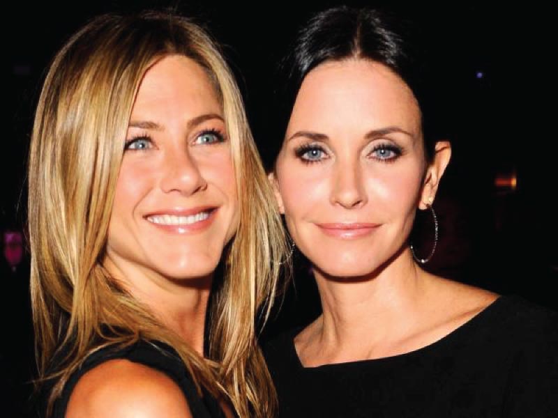 Courteney Cox chooses Friends co-star Jennifer Aniston as her maid of honour!