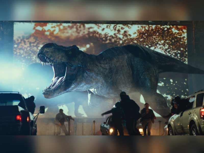 JURASSIC WORLD DOMINION MOVIE REVIEW: A survival saga that comes alive only when it clones the original