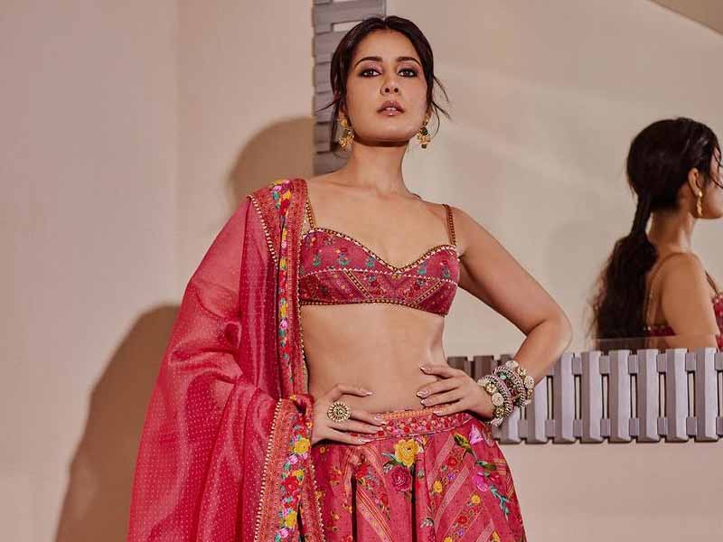 Raashi Khanna: Redefined Elegance and Allure