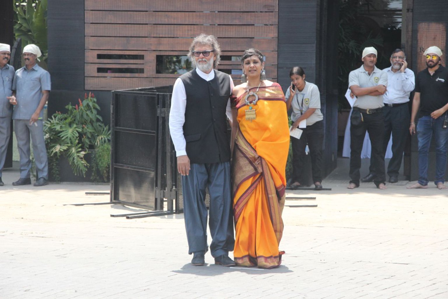 Rakeysh Omprakash Mehra and wife at Sonam Kapoor's wedding
