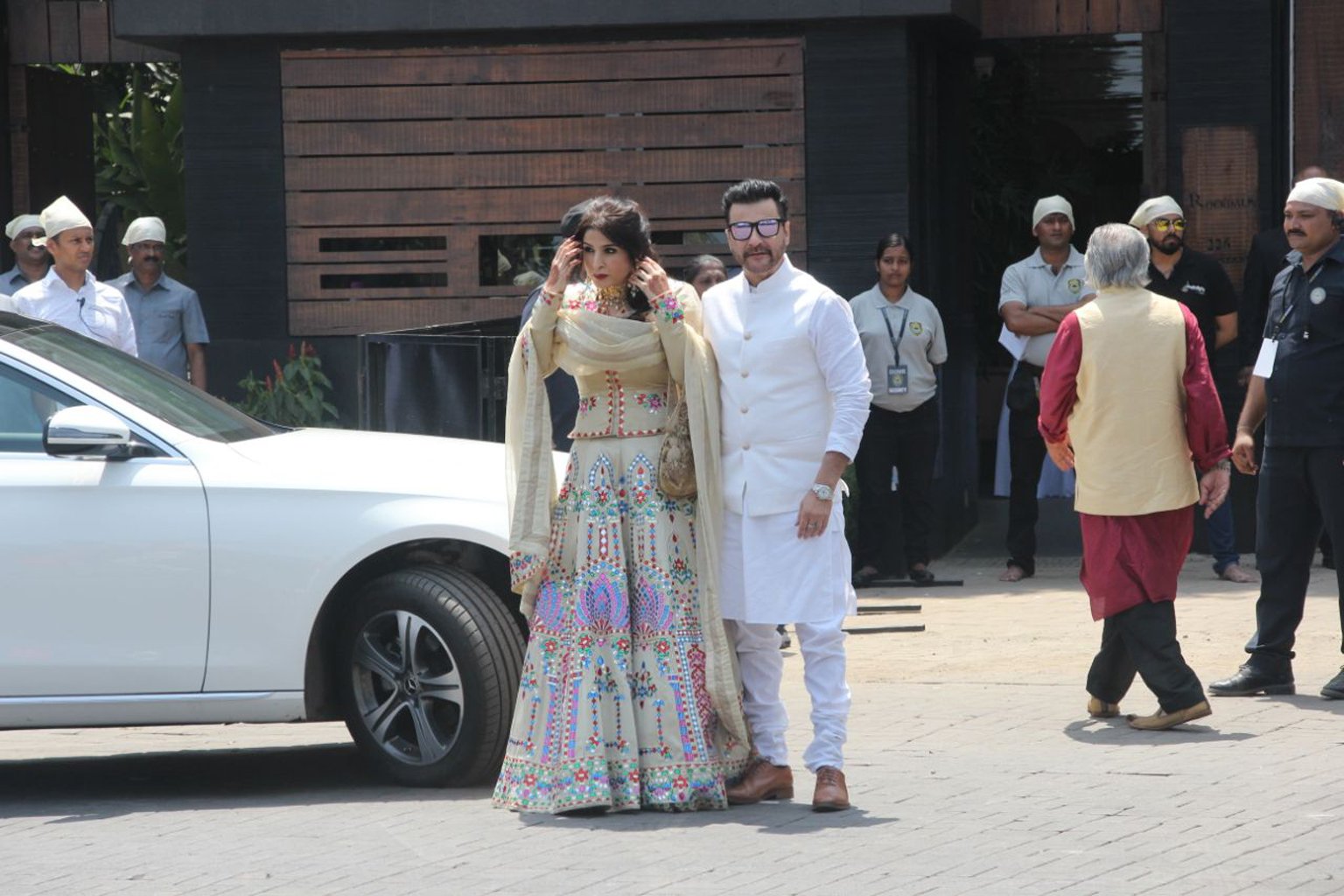 Sanjay Kapoor and wife at Sonam Kapoor's wedding