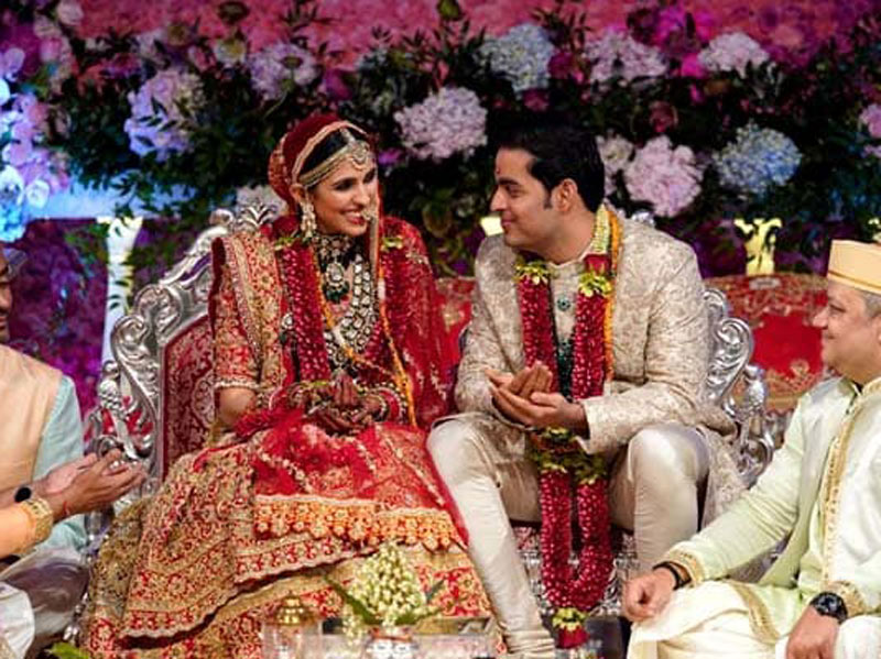 What celebrities wore at Akash Ambani and Sholka Mehta's wedding